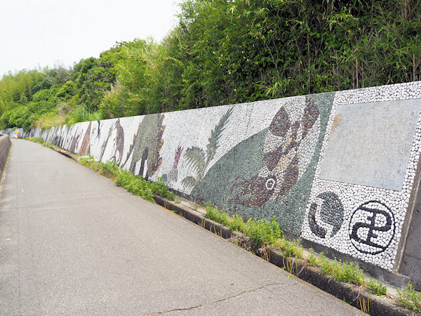 松江海岸の壁画